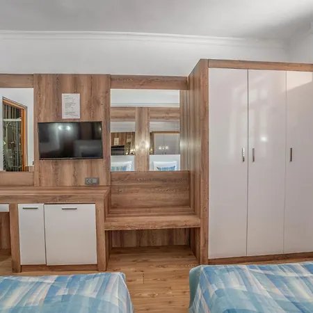 Oscar Garden Hotel Antalia