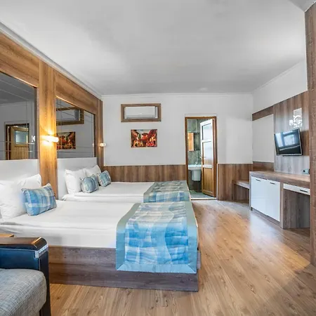 Oscar Garden Hotel