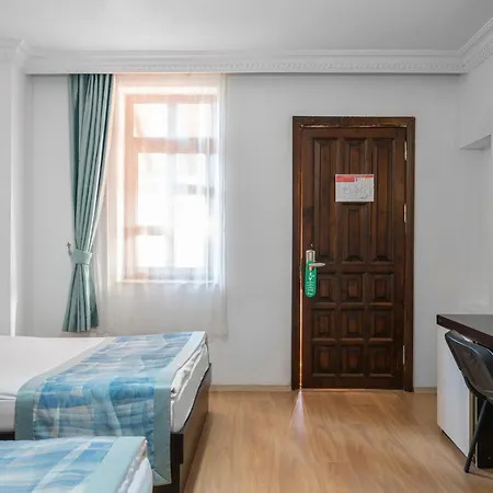Oscar Garden Hotel *