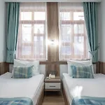 Oscar Garden Hotel *