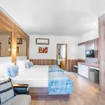 Oscar Garden Hotel *
