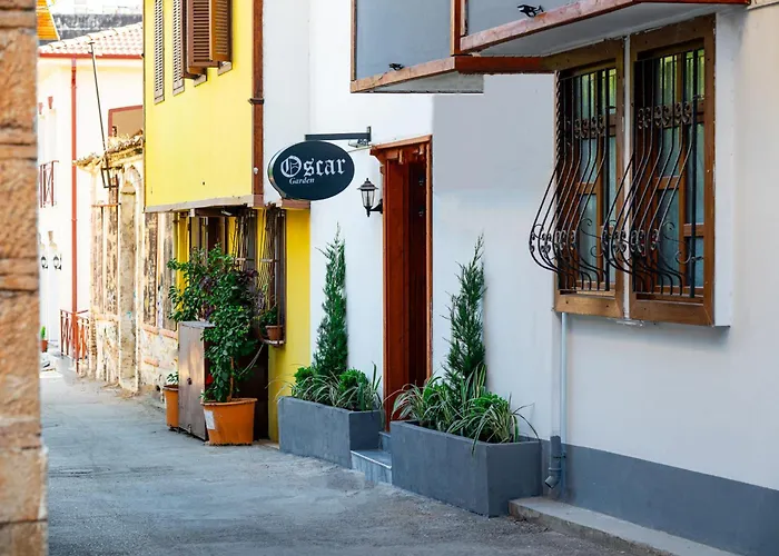 Hotel Oscar Garden