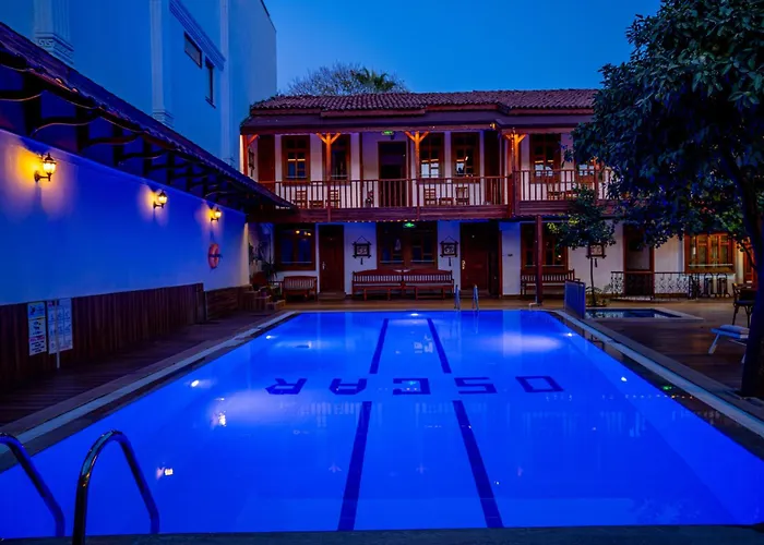 Hotel Oscar Garden